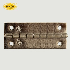 Dobradiça Trevo Inteligente 45x19 mm Furo... Dobradiça Trevo Inteligente 45x19 mm Furo...