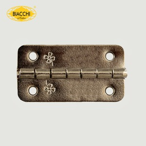 Dobradiça Trevo Inteligente 35x19 mm Furo... Dobradiça Trevo Inteligente 35x19 mm Furo...