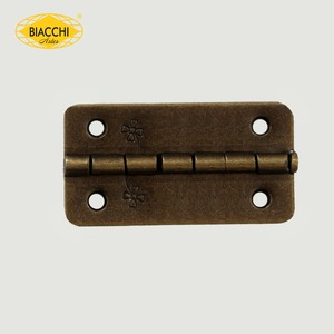 Dobradiça Trevo Inteligente 35x19 mm Furo... Dobradiça Trevo Inteligente 35x19 mm Furo...