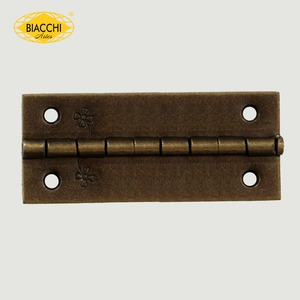 Dobradiça Trevo Inteligente 45x19 mm Furo... Dobradiça Trevo Inteligente 45x19 mm Furo...