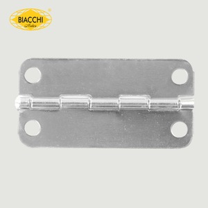 Dobradiça 30x15 mm Furo 2,40 Canto Redond... Dobradiça 30x15 mm Furo 2,40 Canto Redond...
