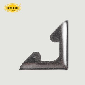 Cantoneira 15x15 mm Aço Niquelado (Cento) Cantoneira 15x15 mm Aço Niquelado (Cento)