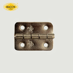 Dobradiça Trevo Inteligente 25x19 mm Furo... Dobradiça Trevo Inteligente 25x19 mm Furo...